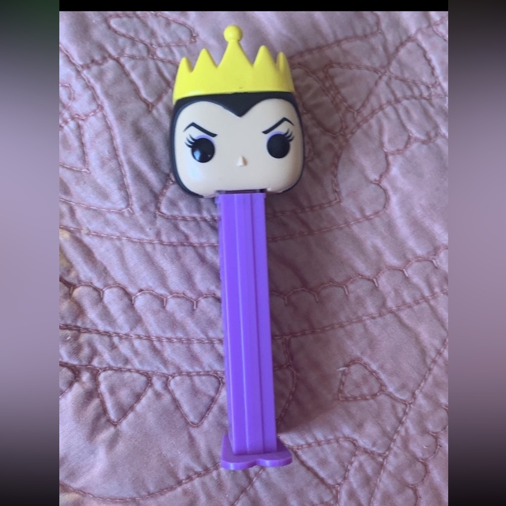 Evil queen  Pezz dispenser